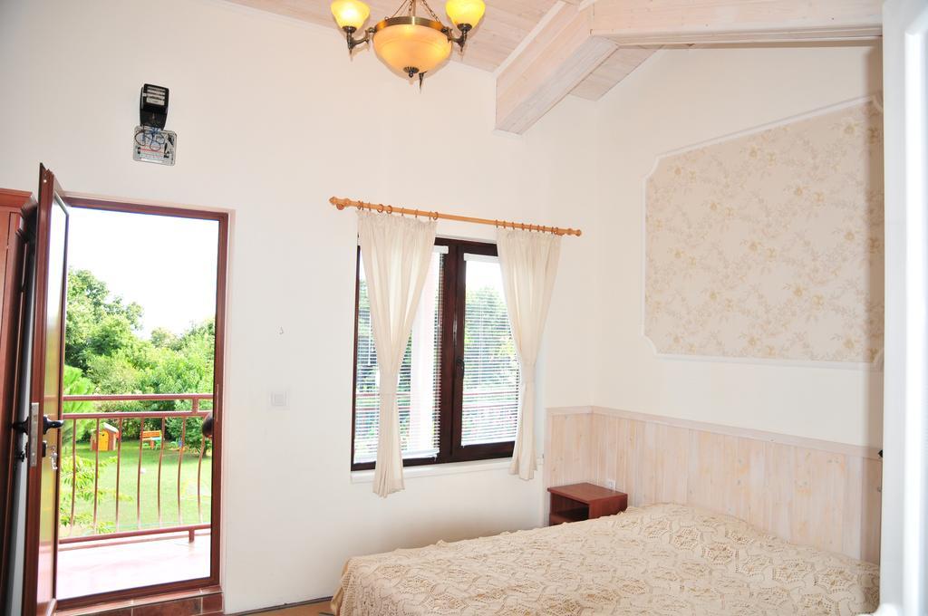 Отель Secret Garden House Варна Номер фото