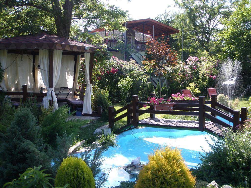 Отель Secret Garden House Варна Экстерьер фото