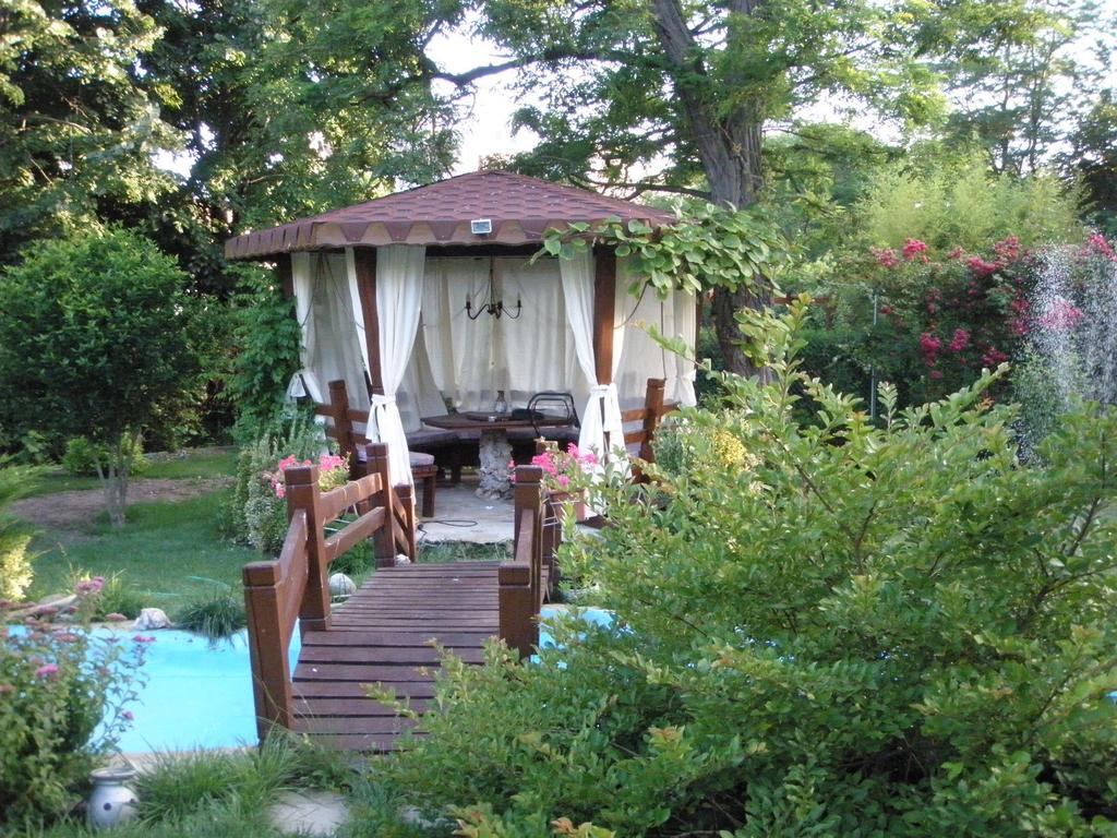 Отель Secret Garden House Варна Экстерьер фото