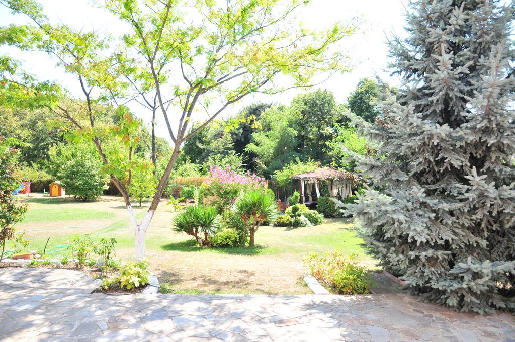 Отель Secret Garden House Варна Экстерьер фото