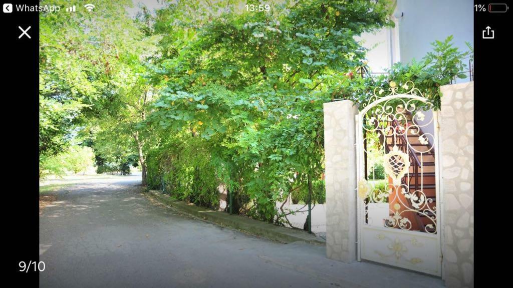Отель Secret Garden House Варна Экстерьер фото